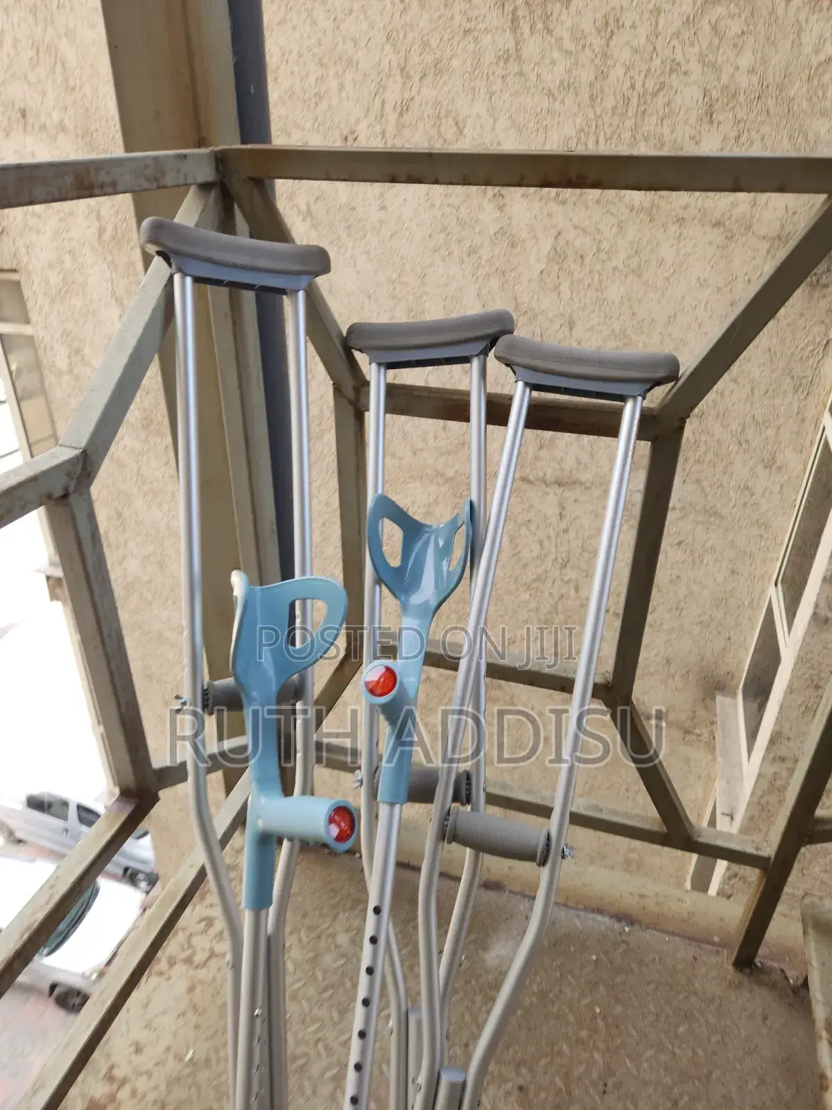 Crutches頌詞crutches輕微crutches黨派crutches都要crutches由來crutches