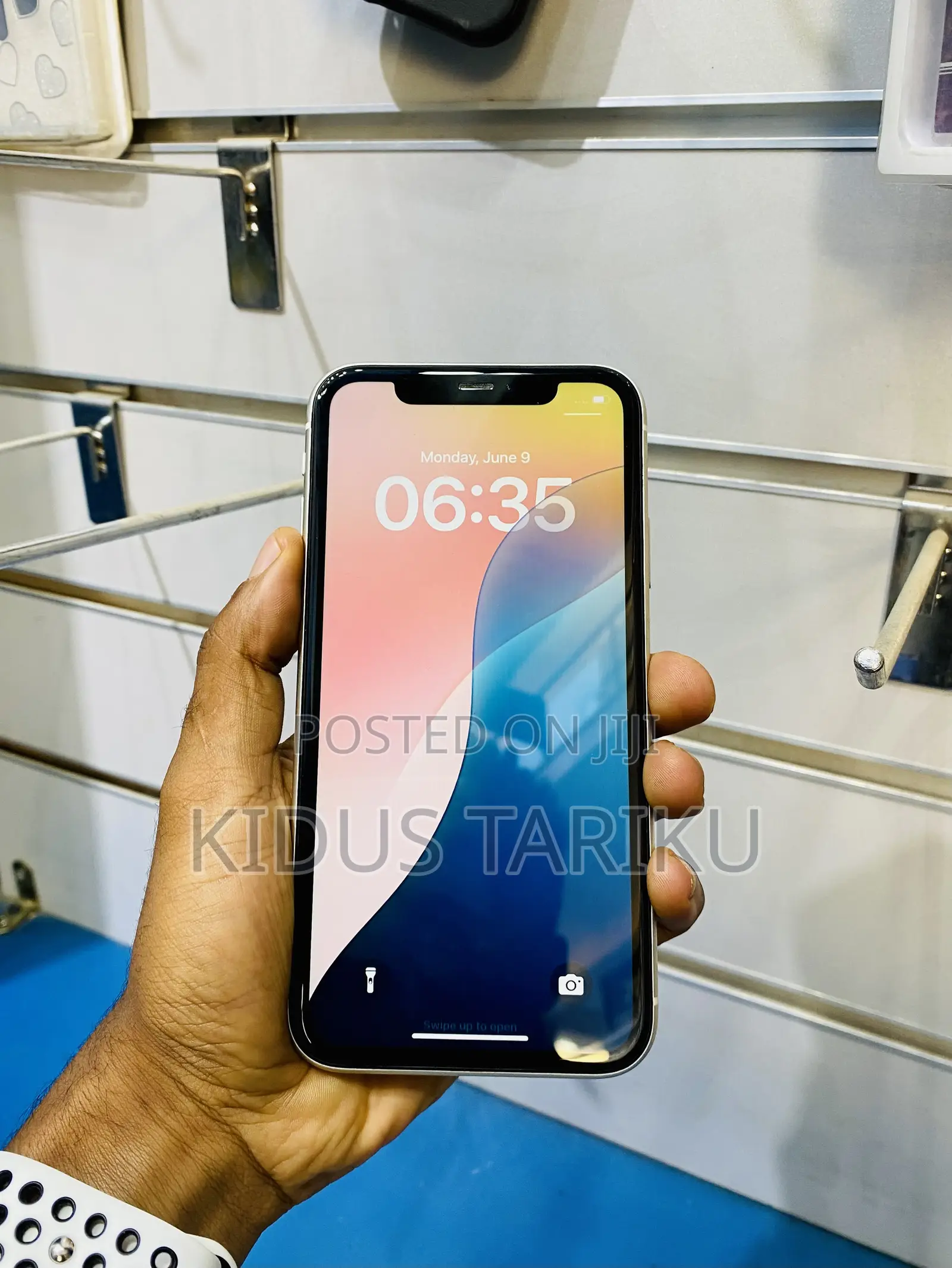 Apple iPhone 11 128 GB White