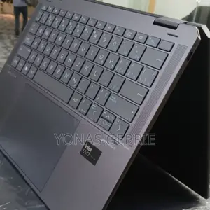 New Laptop HP Spectre X360 32GB Intel Core I7 SSD 2T