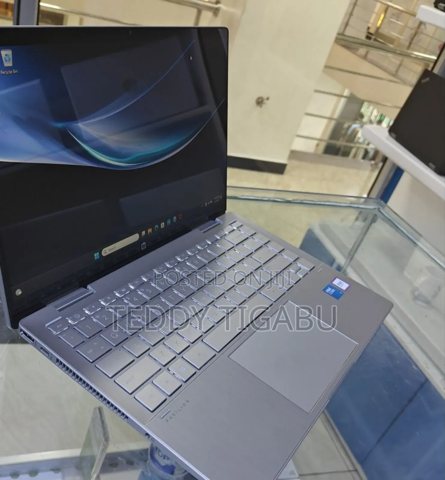 New Laptop HP Pavilion X360 16GB SSD 1T