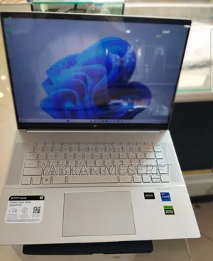 New Laptop HP Envy 15 16GB Intel Core I7 SSD 1T
