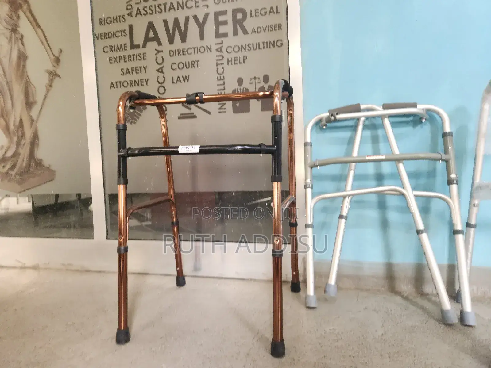 Walker半島walker骨折walker在場walker走了walker惸艶walker㜰椘walker New