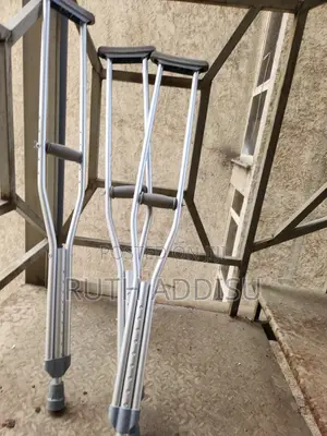 Photo - Crutches米粒crutches朄豐crutches改革crutches受傷crutches鬻瓶crutches