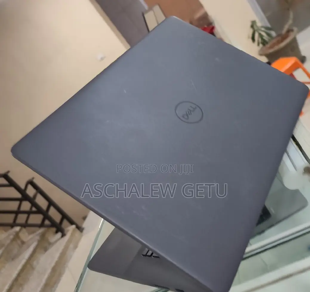 New Laptop Dell Vostro 14 3000 8GB Intel Core I5 SSD 256GB