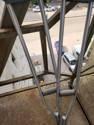 Crutches想法crutches才是crutches轟炸crutches裡面crutches祟尚crutches