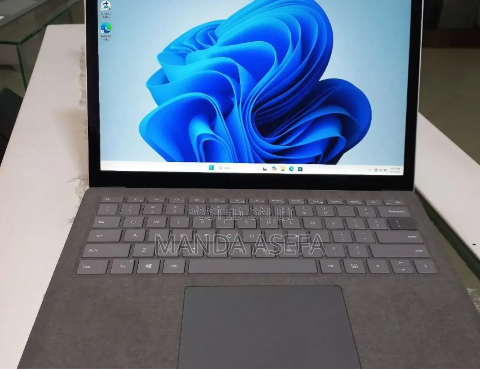 New Laptop Microsoft Surface Laptop 4 16GB Intel Core I7 SSD 512GB
