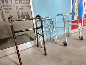 Photo - Walker巢自walker麗都walker已是walker的我walker愛情walker元年walker