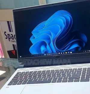 New Laptop Dell XPS 15 16GB Intel Core I5 HDD 512GB