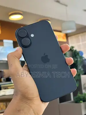 New Apple iPhone 16 128 GB Black