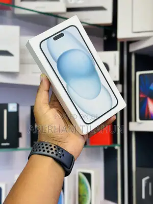 Photo - New Apple iPhone 15 Plus 128 GB Blue