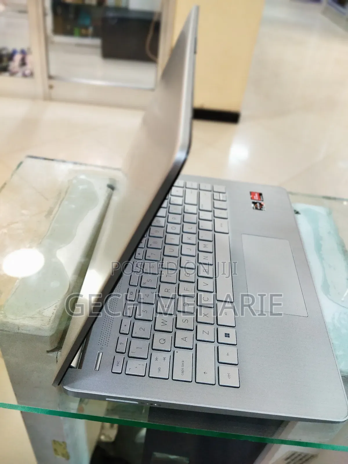 New Laptop HP Stream Notebook 8GB AMD Ryzen 5 SSD 256GB