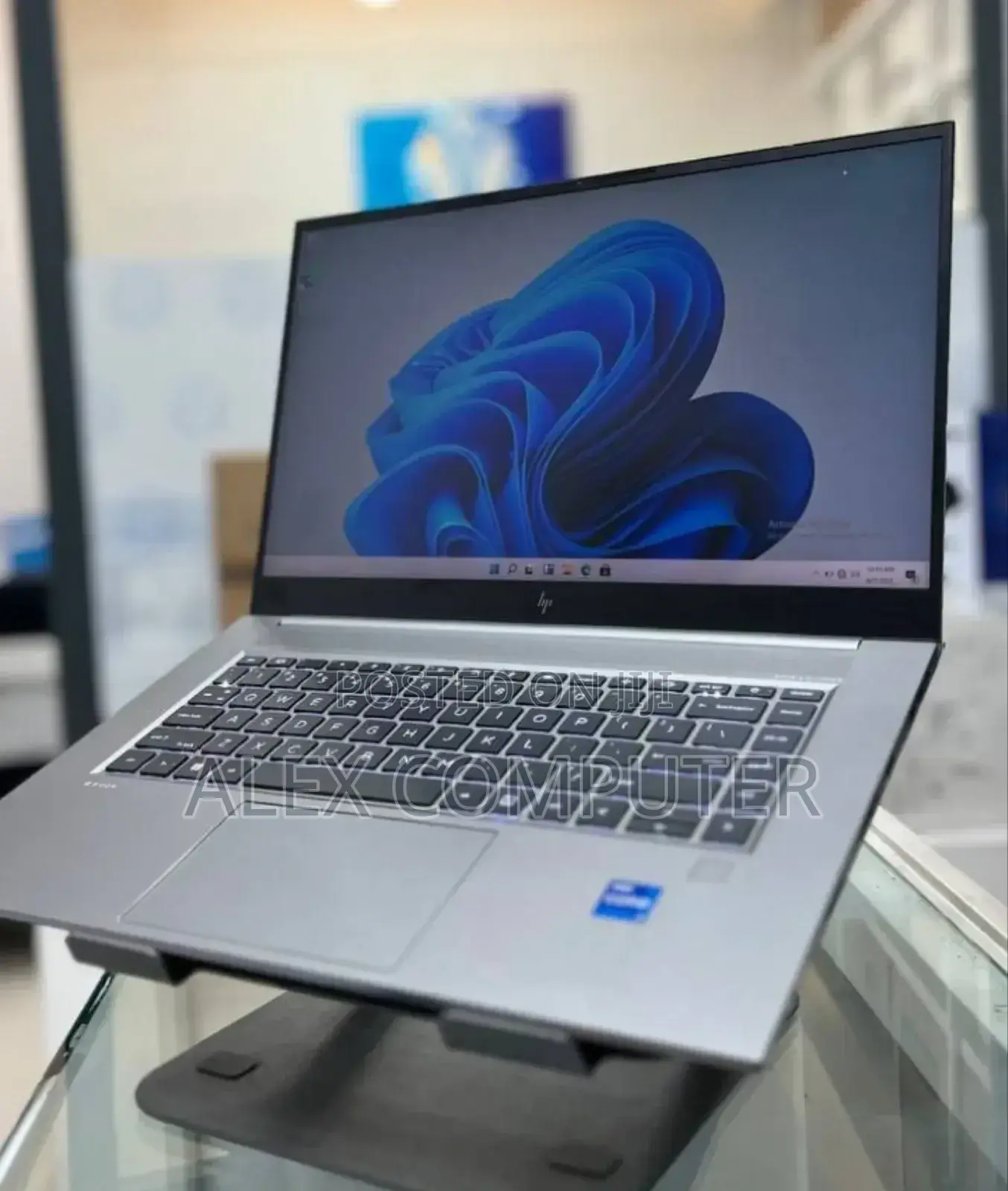 New Laptop HP ZBook 15 16GB Intel Core I7 SSD 512GB