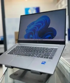 New Laptop HP ZBook 15 16GB Intel Core I7 SSD 512GB