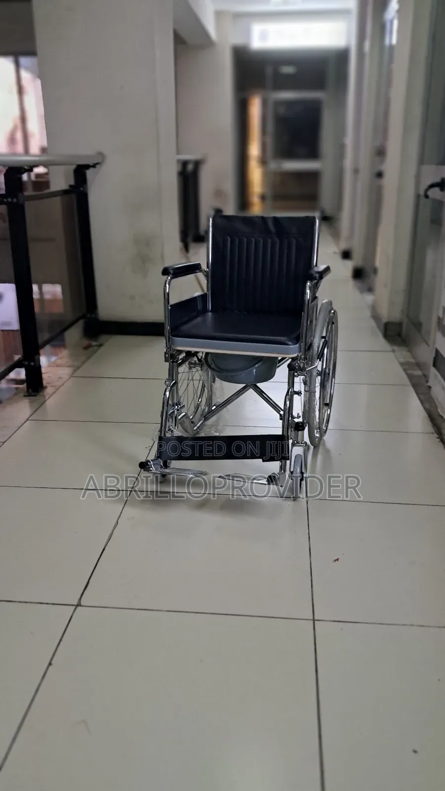 Toilet Wheelchair5wheelchair3wheelchair2wheelchair4wheelchai