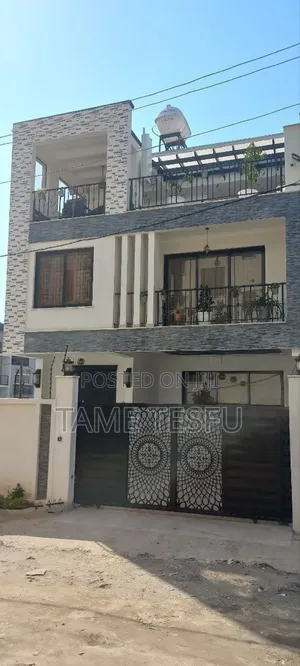 Furnished 6bdrm House in Summit, Bole for sale