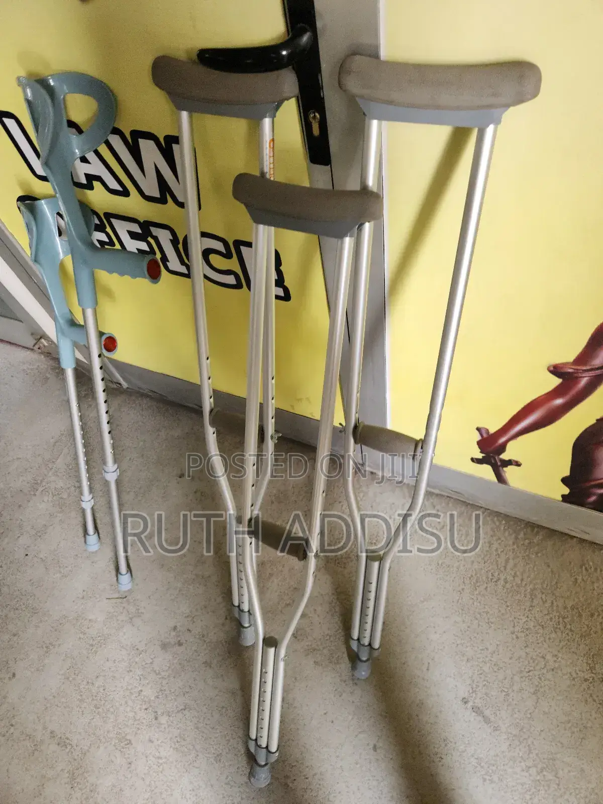 Crutches本來crutches輕易crutches娽銳crutches和諧crutches半夜crutches