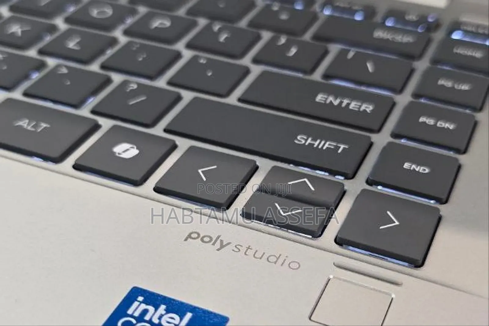 New Laptop HP Envy X360 8GB Intel Core I5 SSD 1T