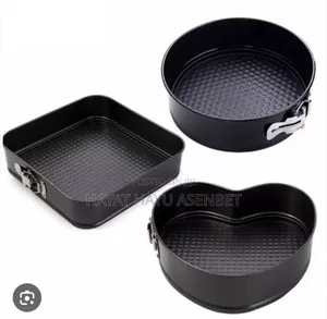 Photo - 3 Pic Cake Molder የ ኬክ ቅርፅ ማዉጫ