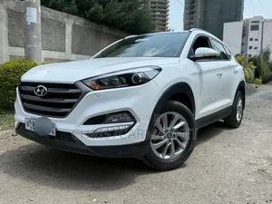 Hyundai Tucson Limited FWD 2018 White
