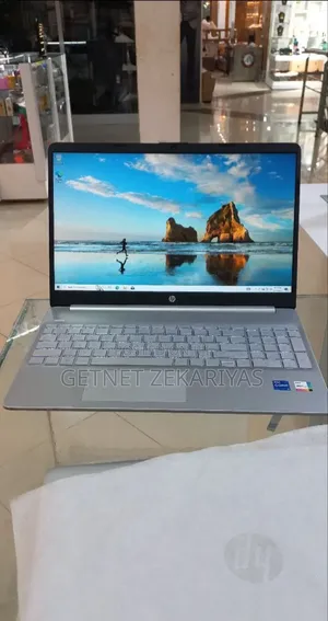 New Laptop HP Stream Notebook 8GB Intel Core I7 SSD 512GB