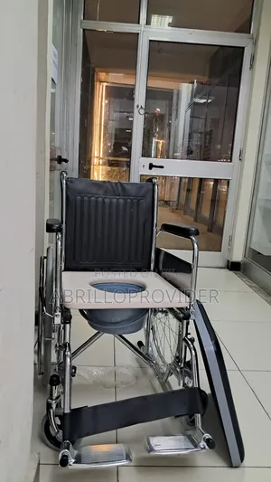 Toilet Wheelchair4wheelchair5wheelchair3wheelchair3wheelchai