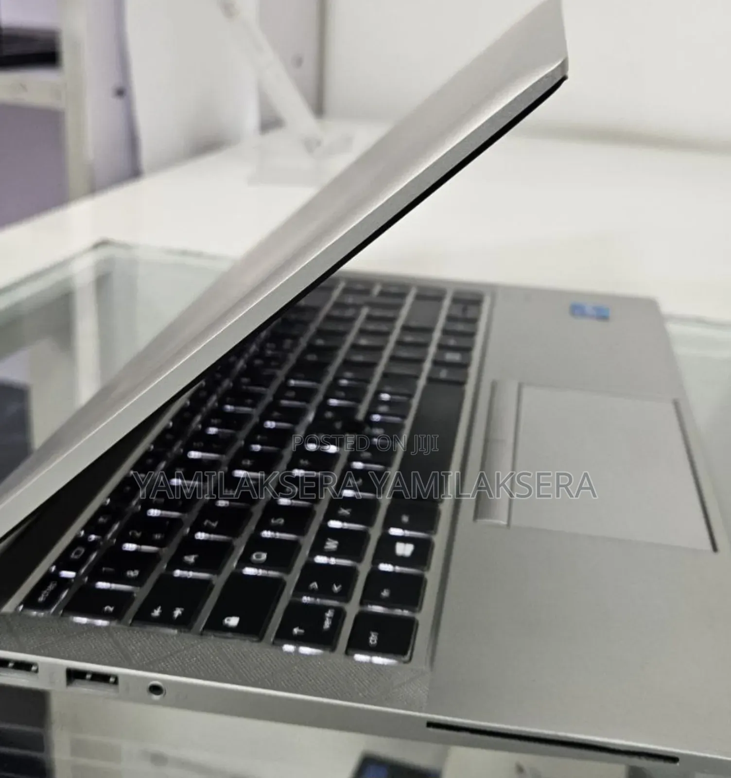 New Laptop HP EliteBook 840 G8 16GB Intel Core I5 SSD 512GB