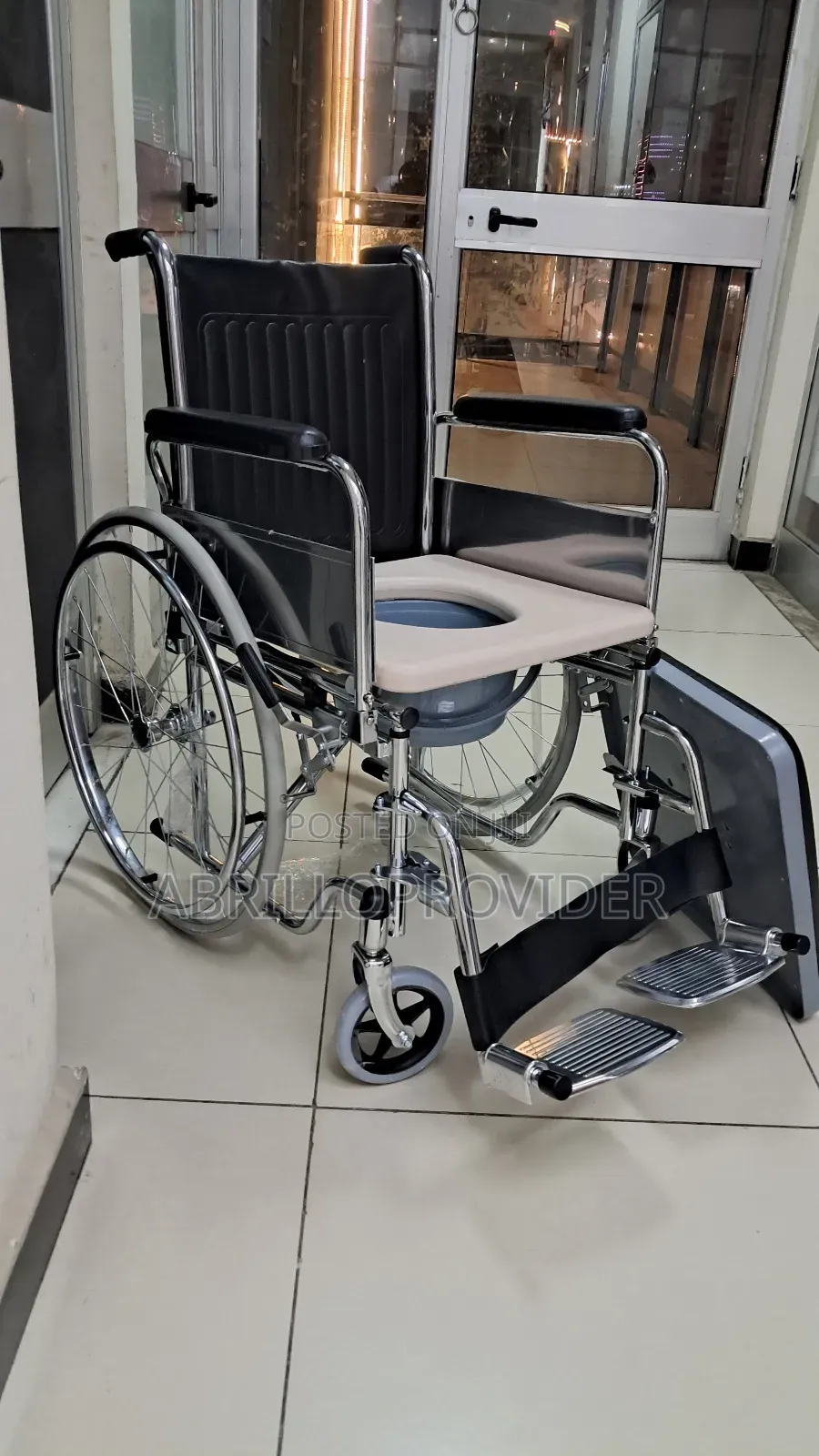 Toilet Wheelchair5wheelchair4wheelchair8wheelchair1wheelchai