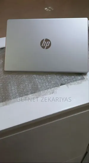 New Laptop HP Stream Notebook 16GB AMD Ryzen 5 SSD 1T