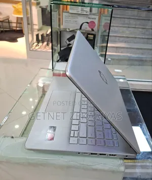 New Laptop HP Stream Notebook 8GB AMD Ryzen 5 SSD 256GB