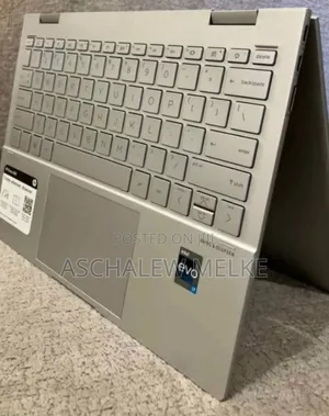 New Laptop HP Envy X360 8GB Intel Core I5 SSD 512GB