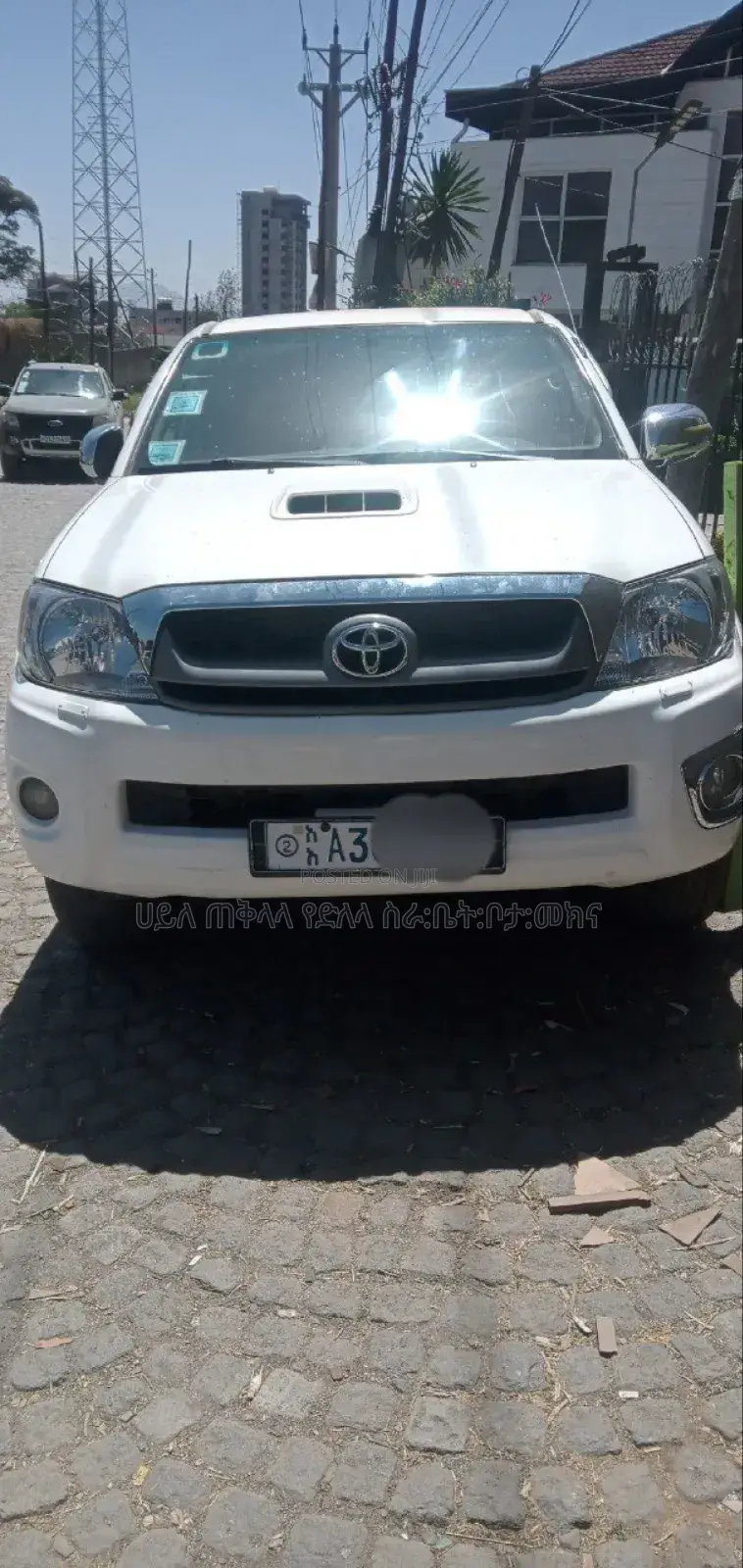 Toyota Hilux 2012 White