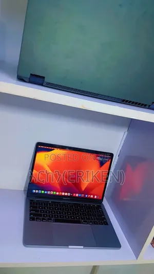 New Laptop Apple MacBook Pro 2019 8GB Intel Core I5 SSD 128GB