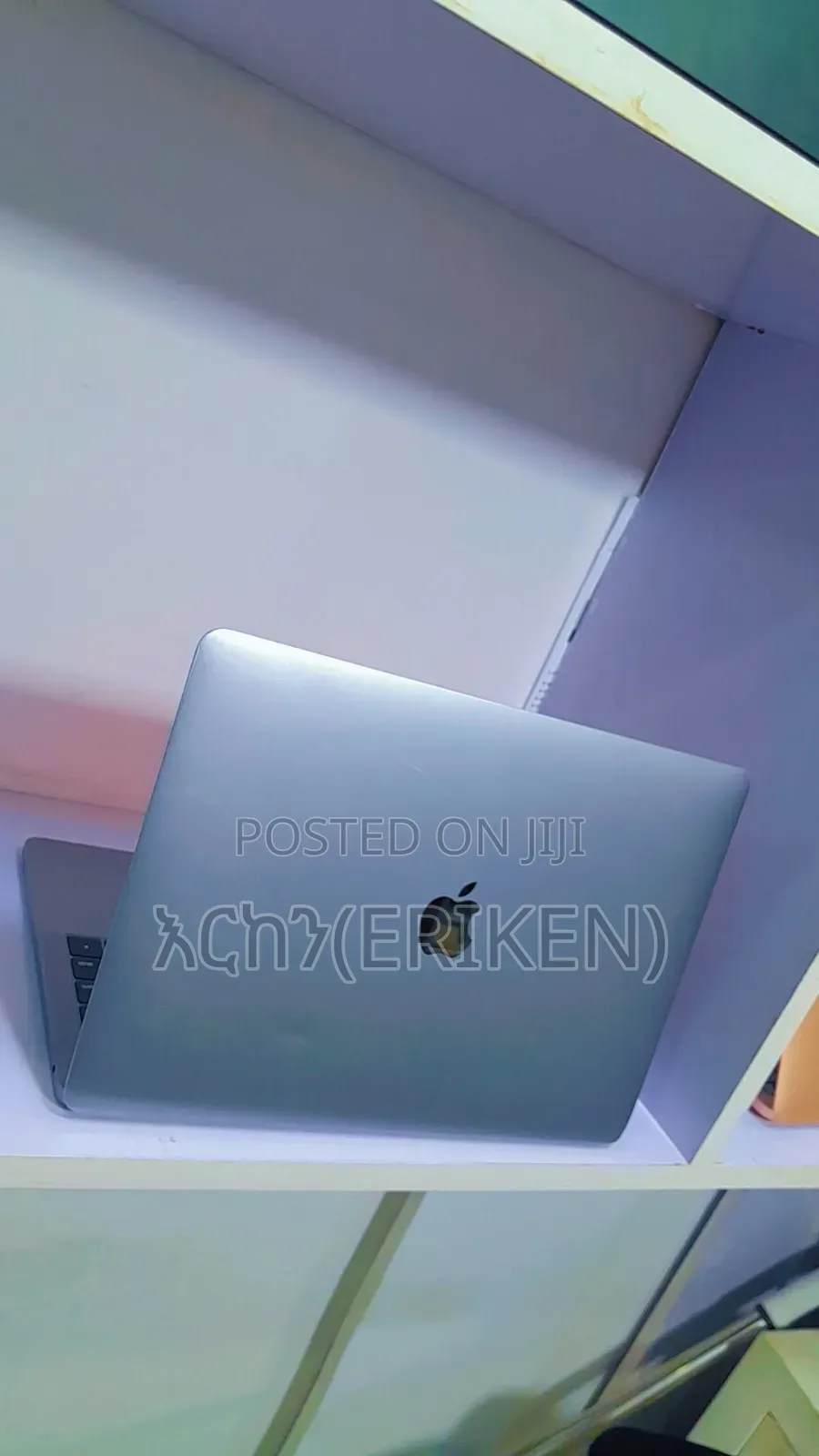 New Laptop Apple MacBook Pro 2019 8GB Intel Core I5 SSD 128GB