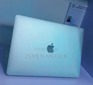 New Laptop Apple MacBook Pro 2022 M2 8GB SSD 512GB