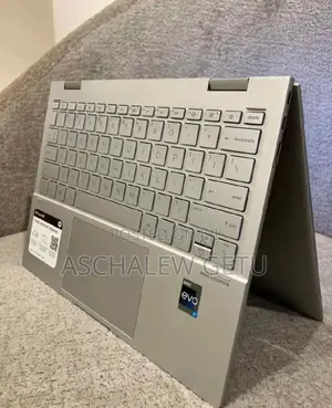 New Laptop HP Envy X360 8GB Intel Core I5 SSD 512GB