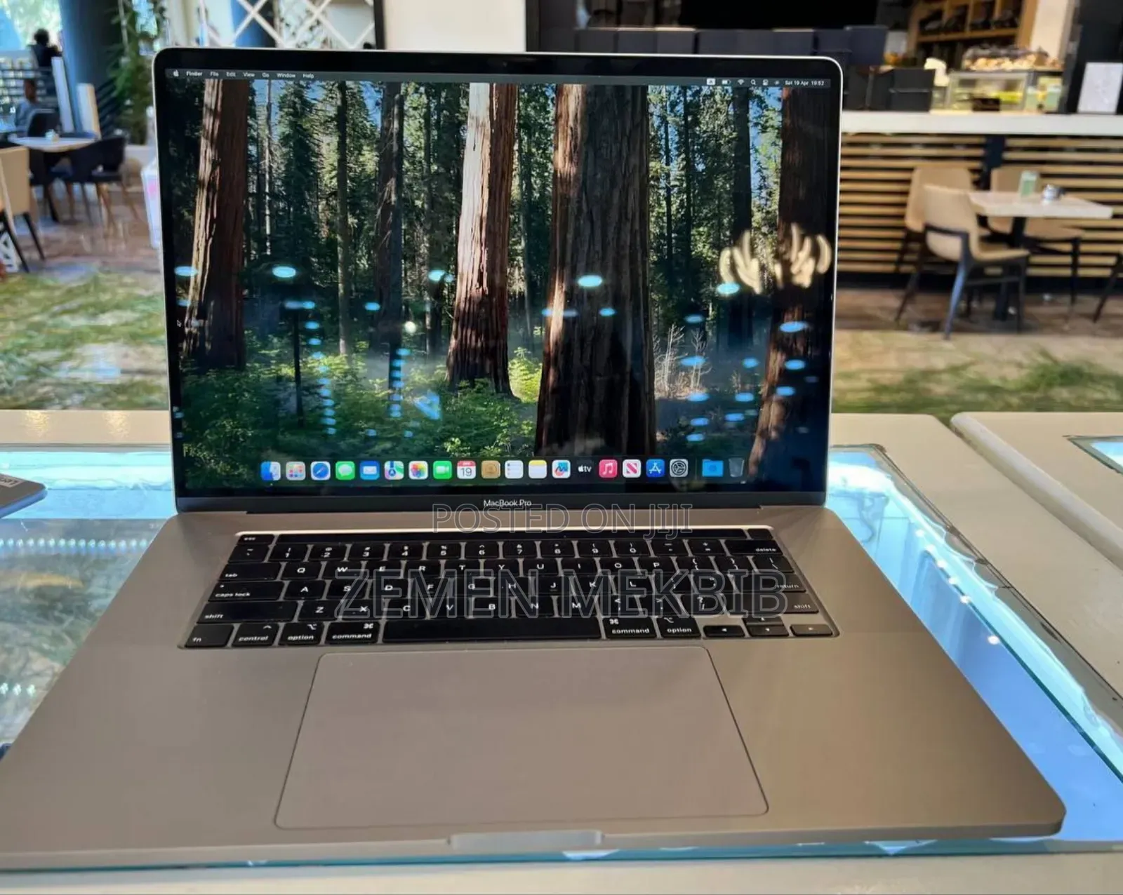 New Laptop Apple MacBook Pro 2018 32GB Intel Core I9 SSD 512GB