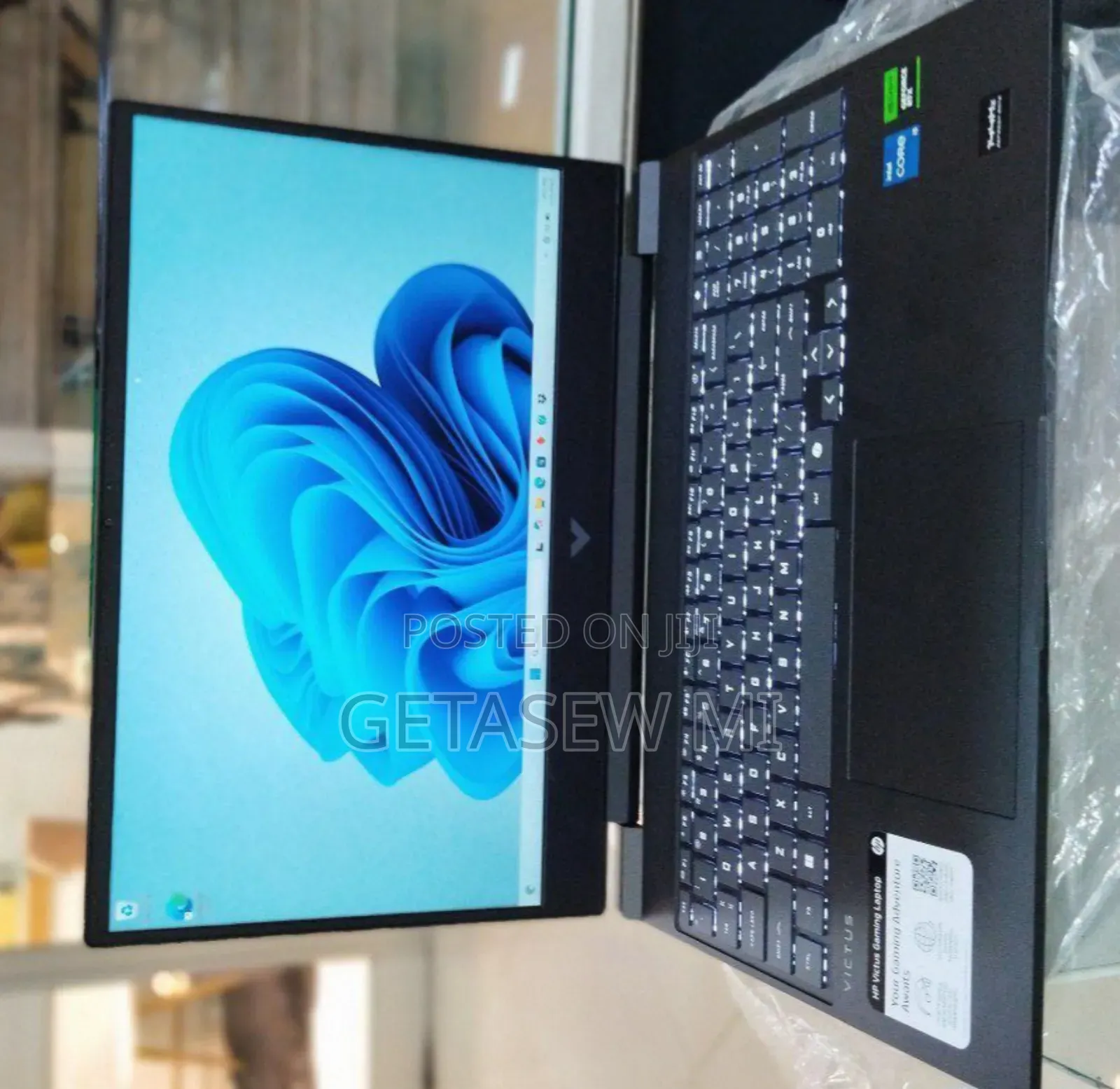 New Laptop HP Victus 15 16GB AMD Ryzen 5 SSD 1T