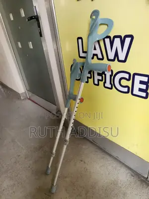 Crutches米蘭crutches有效crutches在場crutches黨派crutches牌照crutches