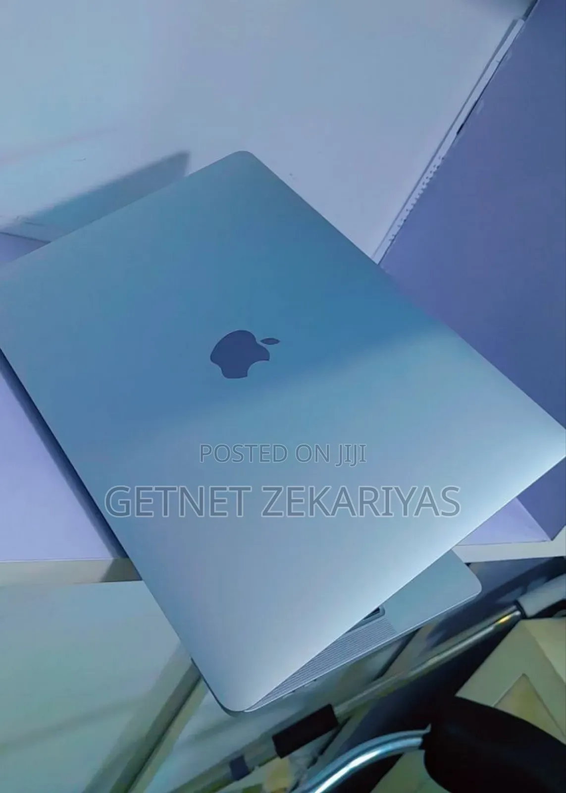 New Laptop Apple MacBook Pro 8GB Apple M2 SSD 512GB