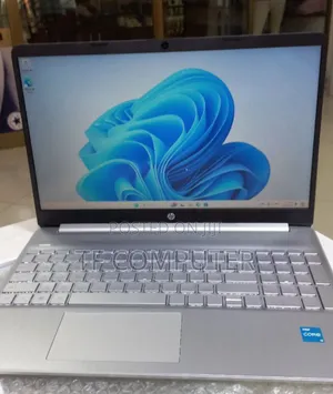 New Laptop HP Stream Notebook 8GB Intel Core I3 SSD 1T