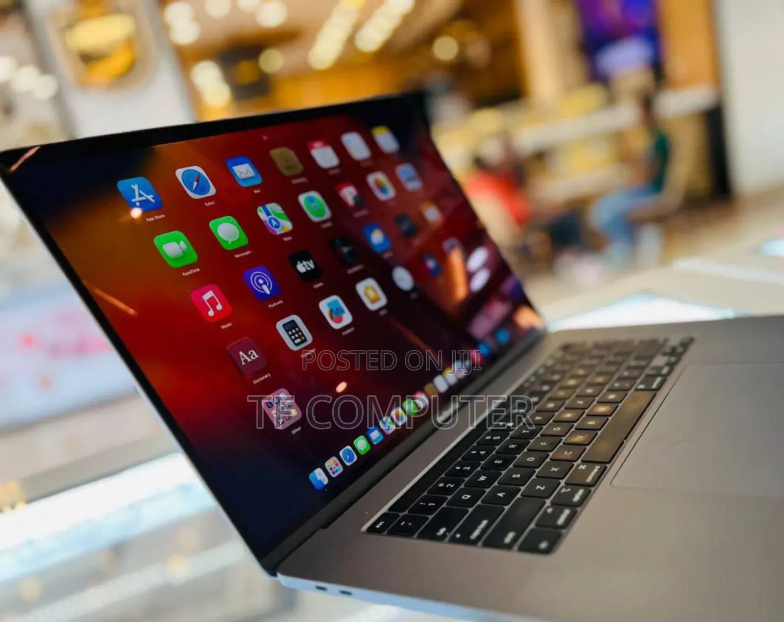 New Laptop Apple MacBook Pro 2019 16GB Intel Core I7 SSD 1T