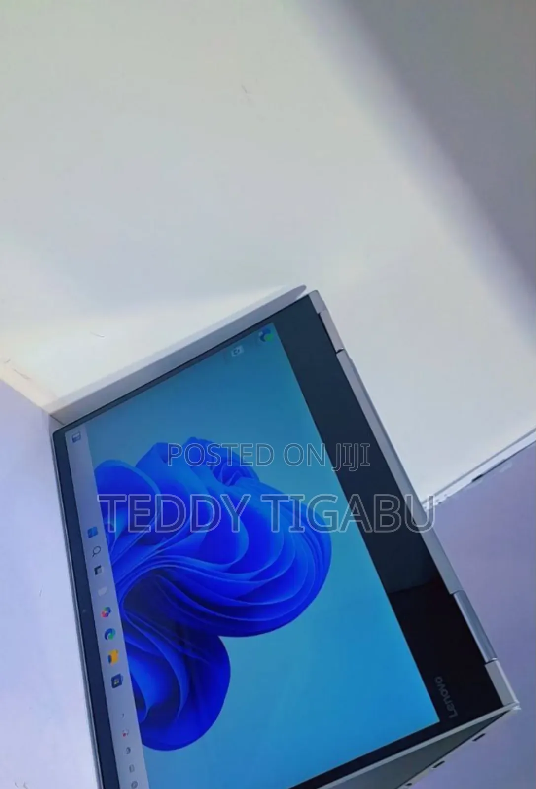 New Laptop Lenovo ThinkPad Yoga 370 8GB Intel Core I5 SSD 256GB