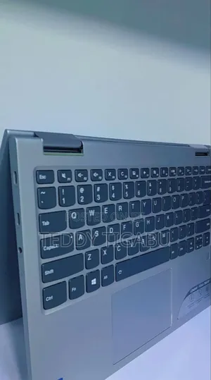 New Laptop Lenovo ThinkPad Yoga 370 8GB Intel Core I5 SSD 256GB