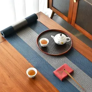 7pieces Tablemats With Table Runner /የመመገቢያ ጠረጴዛ ምንጣፍ