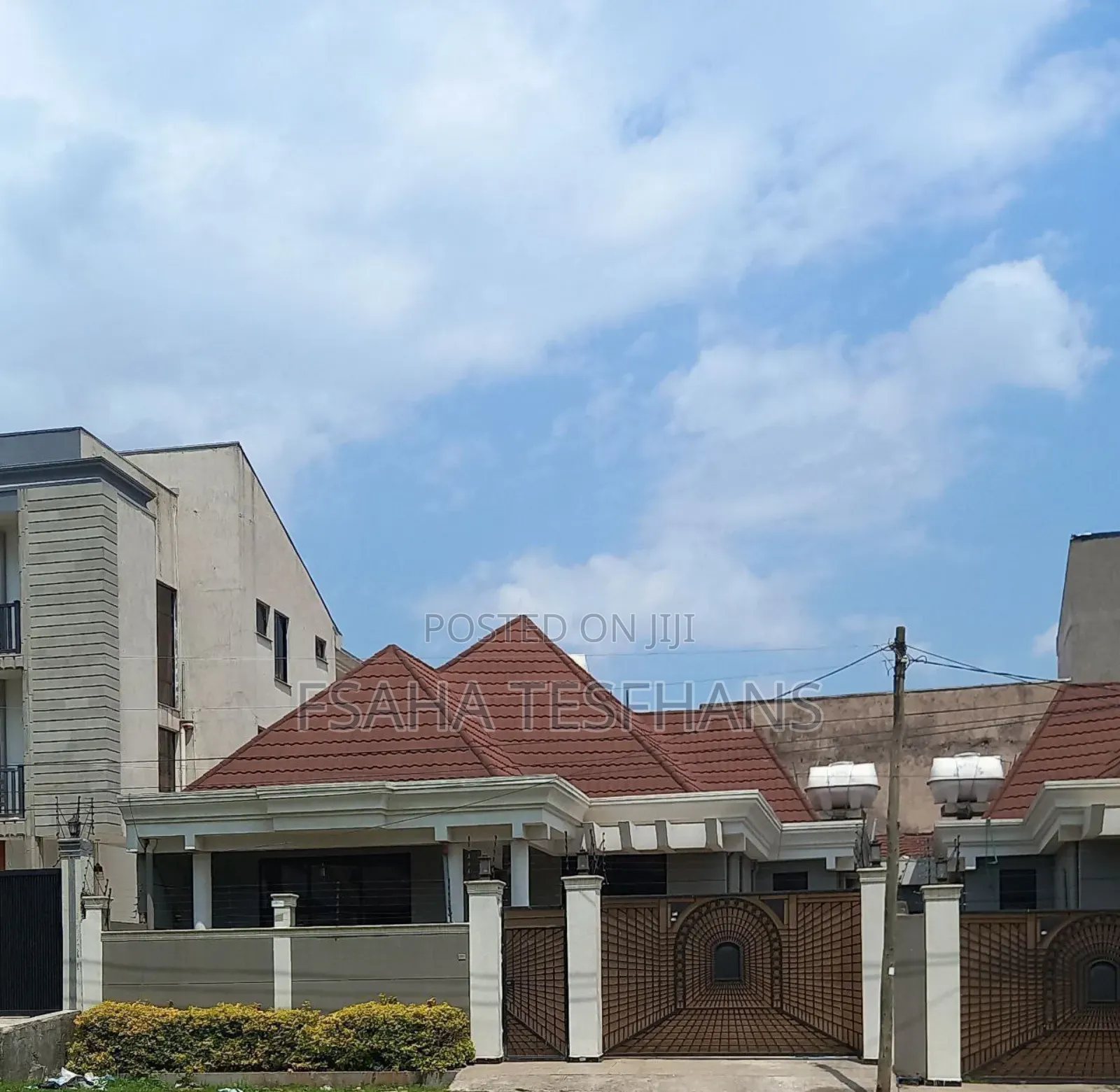 5bdrm House in Villa, Yeka for rent