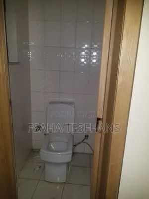 5bdrm House in Villa, Yeka for rent