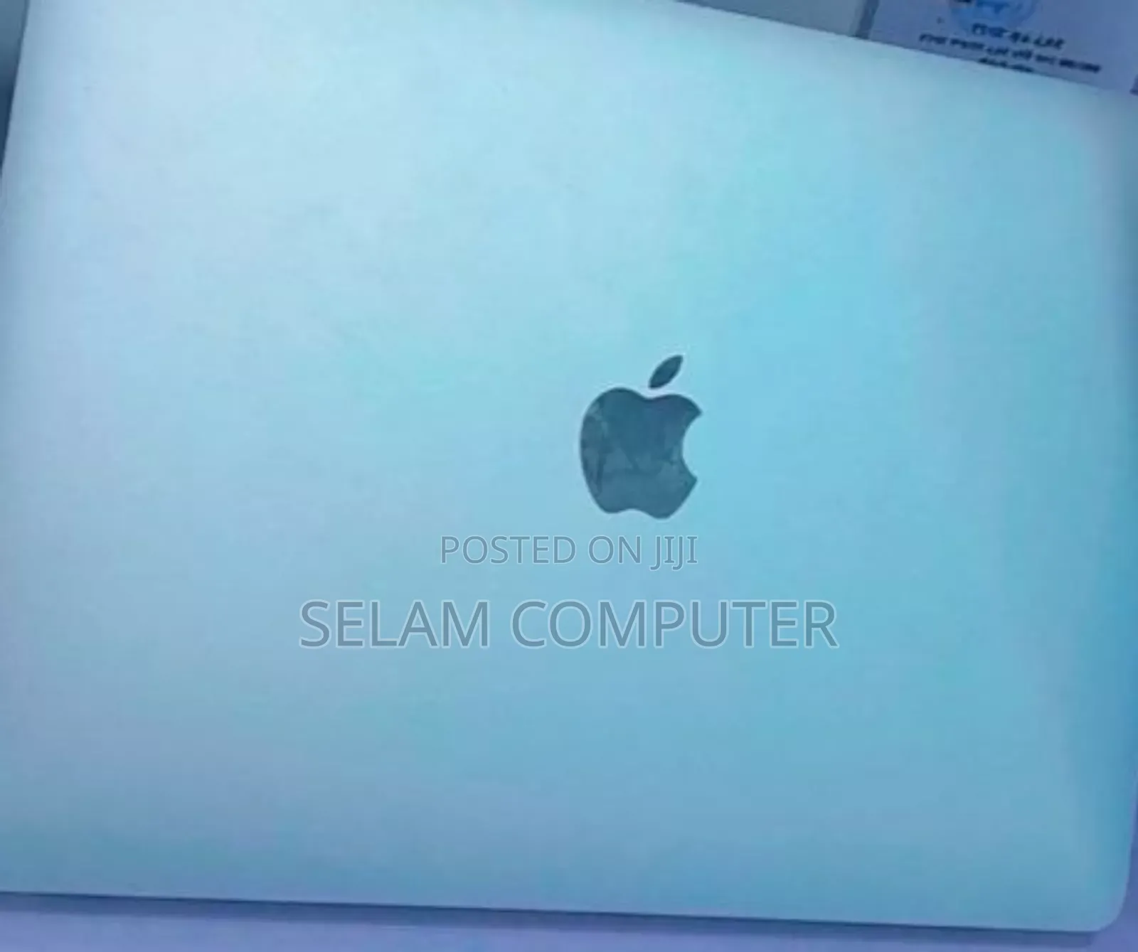 New Laptop Apple MacBook Pro 2022 M2 8GB Apple M2 SSD 512GB