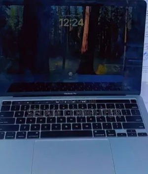 New Laptop Apple MacBook Pro 2022 M2 8GB Apple M2 SSD 512GB