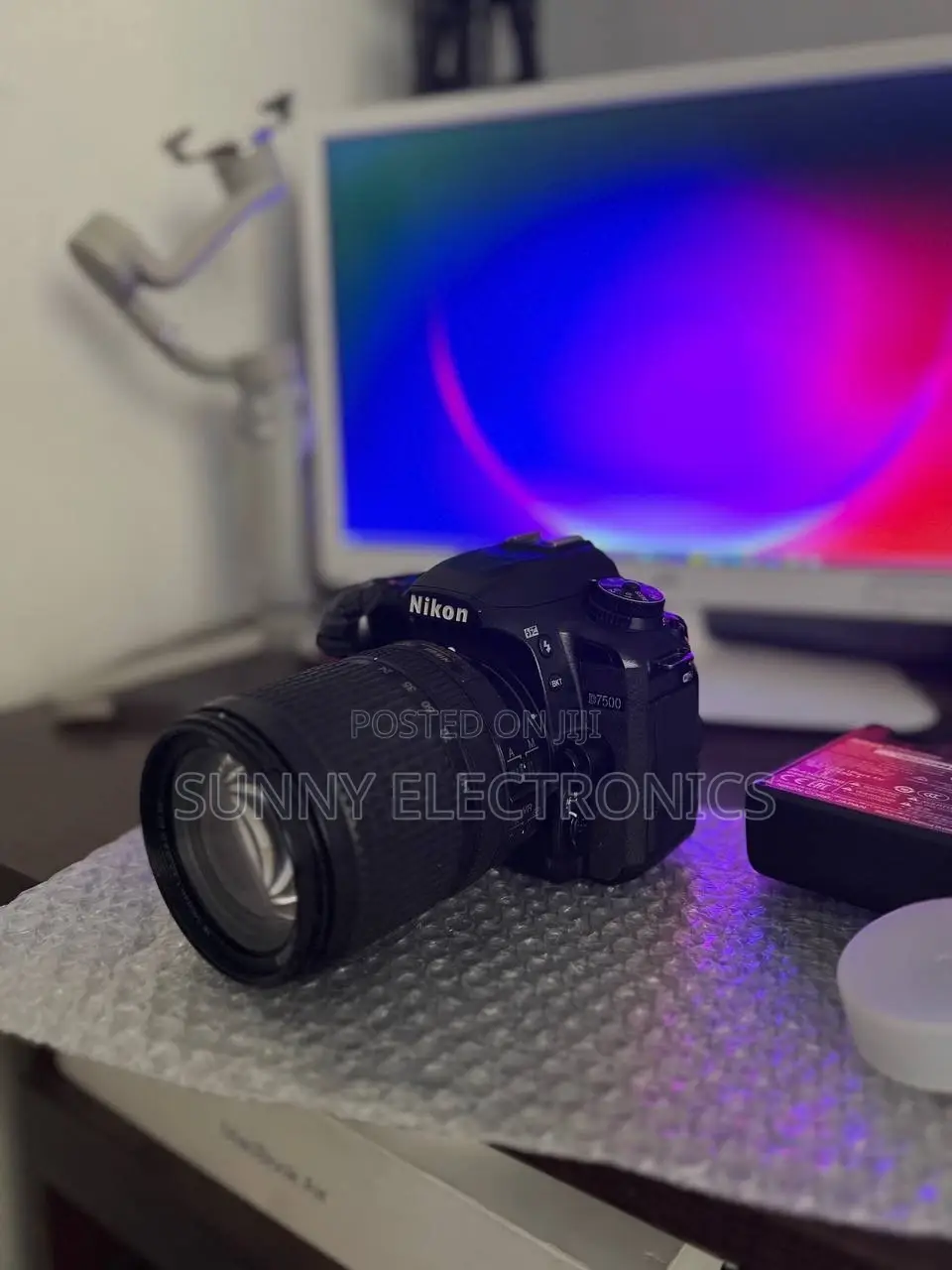 Nikon D7500 With 18-140mm Lense