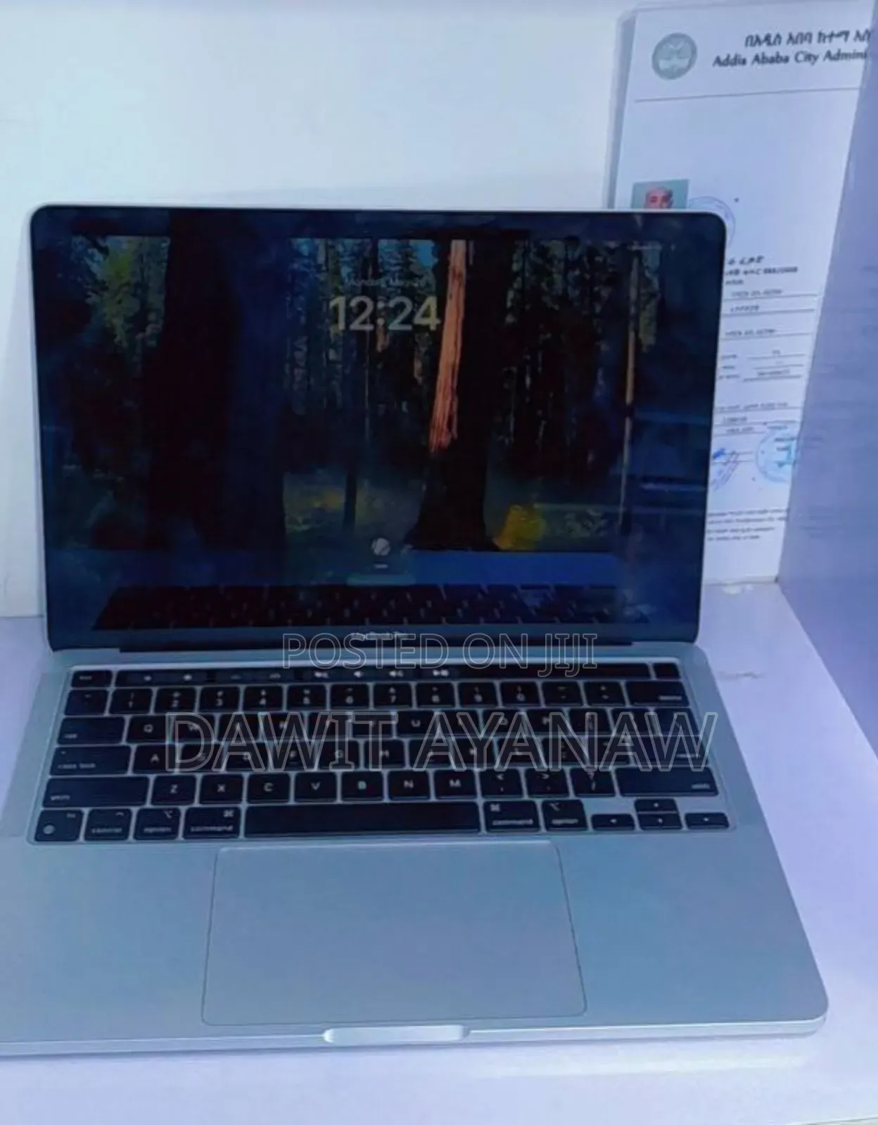 New Laptop Apple MacBook Pro 2022 M2 8GB Apple M2 SSD 512GB